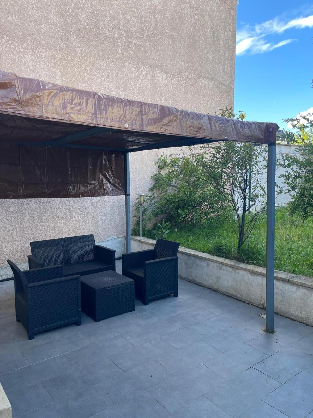 Maison De Caractere A Ballainvilliers Екстериор снимка
