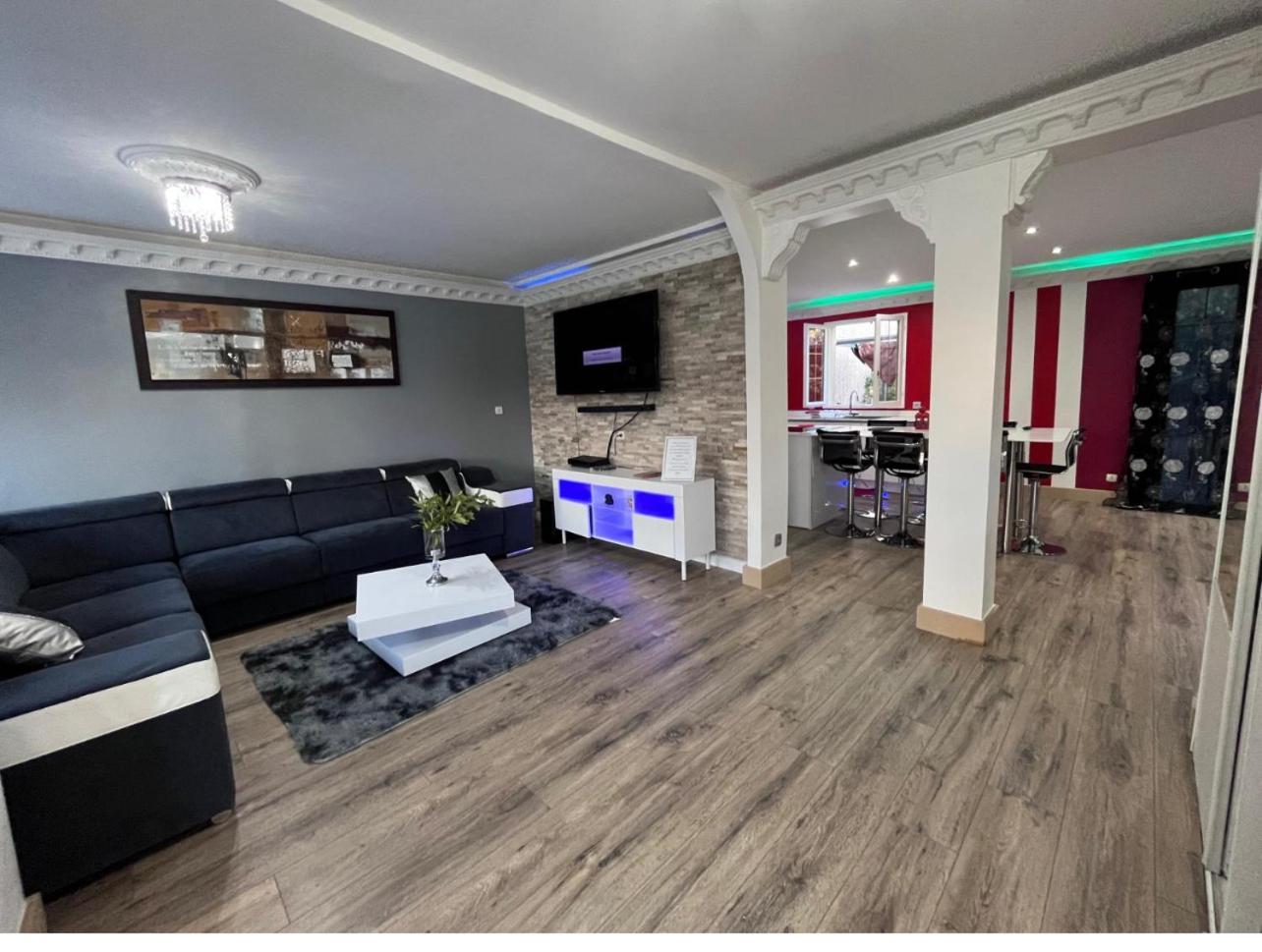 Maison De Caractere A Ballainvilliers Екстериор снимка